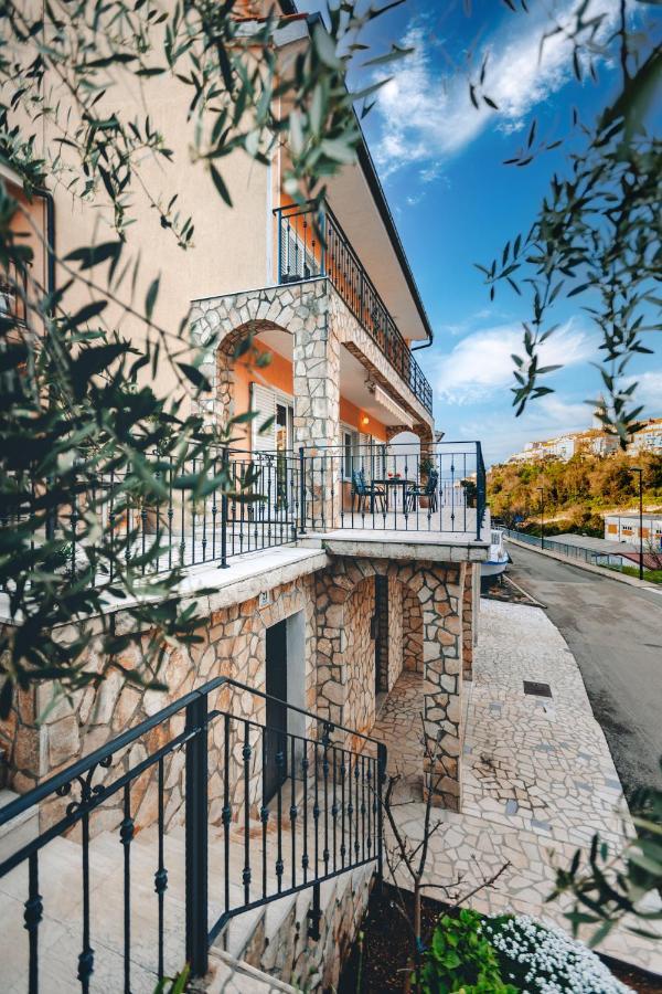 Apartman Marina Vrbnik (Primorje-Gorski Kotar) Exterior foto